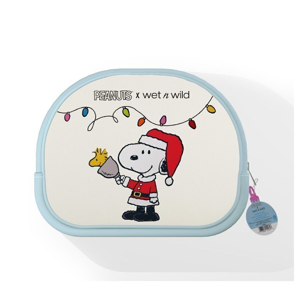 Wet n Wild Peanuts Snoopy Cosmetic Bag NWT